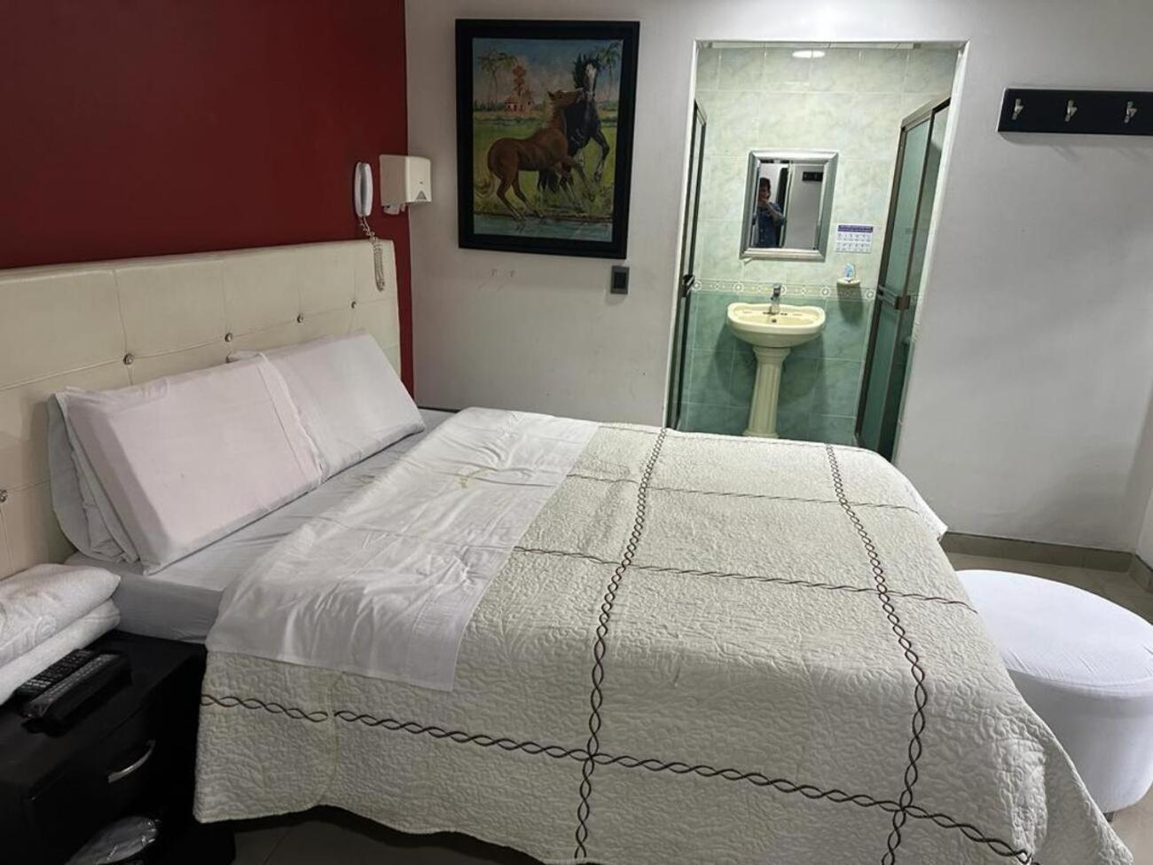 Hotel Bosque Chapinero Bogota Luaran gambar